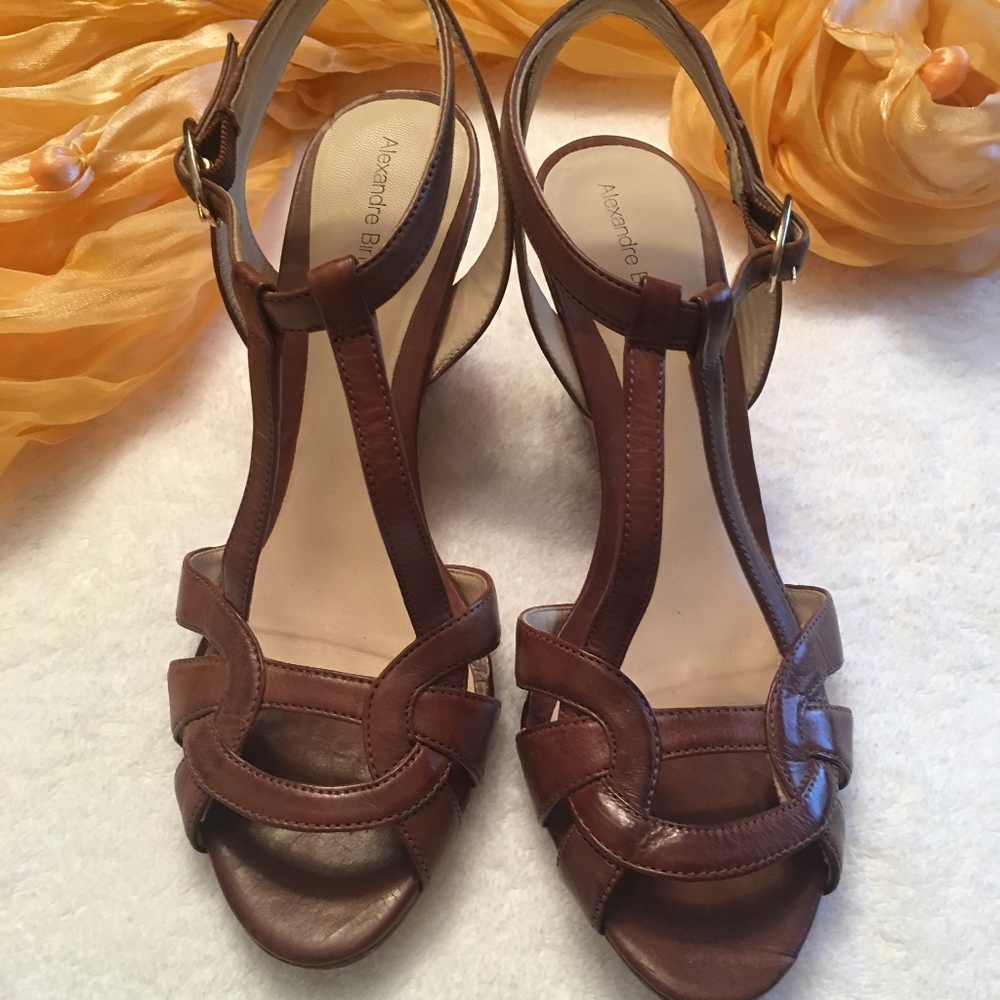 Alexandre Birman Brown Leather Wedges